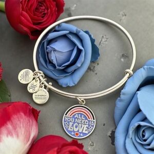 ❤️💙ALEX AND ANI❤️💙All You Need Is Love Charm Bangle in RS w/Gift Box/NWOT